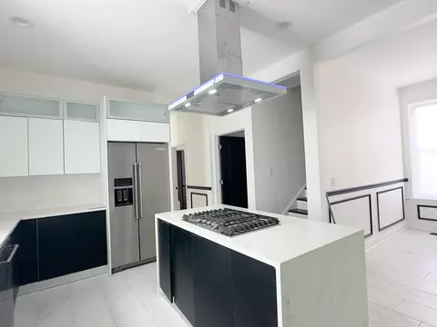 Kitchen - 7439 S Michigan Ave, Chicago, IL 60619 photo 2 of 3