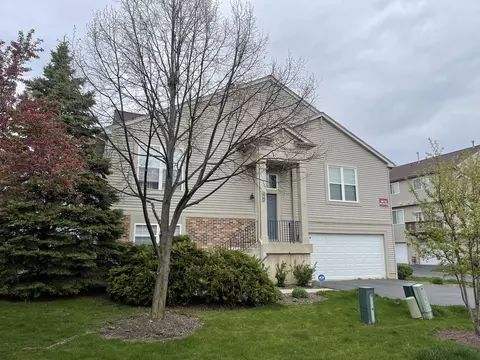 760 Cherry Creek Dr #760, Grayslake, IL 60030
