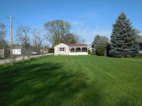 Exterior - 1112 10th Ave, Rock Falls, IL 61071 photo 10 of 10