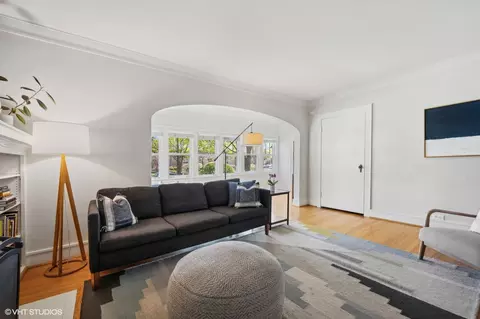 Living - 738 Lathrop Ave, River Forest, IL 60305 photo 2 of 5
