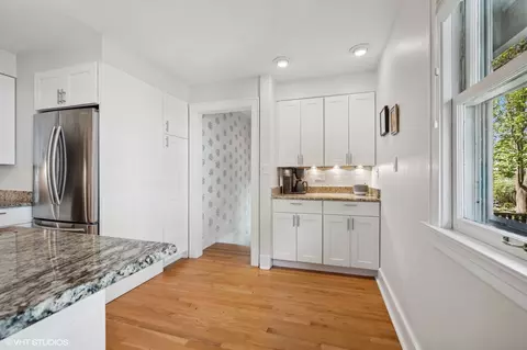 Kitchen - 738 Lathrop Ave, River Forest, IL 60305 photo 2 of 4