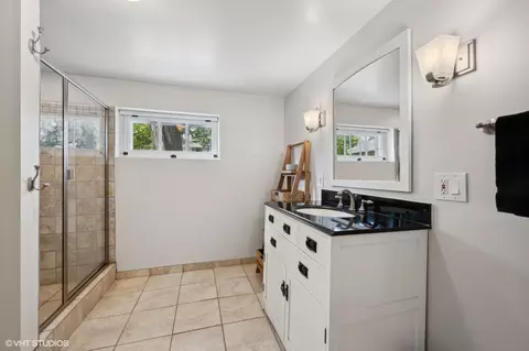 Kitchen - 738 Lathrop Ave, River Forest, IL 60305 photo 4 of 4