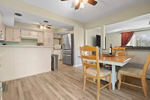 213 Kohl Ave, Spring Grove, IL 60081 photo 6