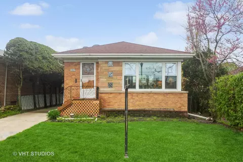 3829 Louise St, Skokie, IL 60076