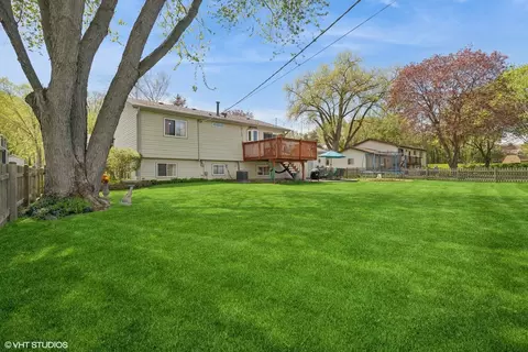 Exterior - 1218 Goodview Ave, Johnsburg, IL 60051 photo 3 of 6