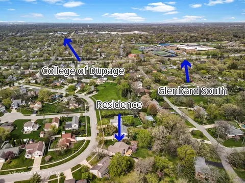 View/Area - 2209 Blacksmith Dr, Wheaton, IL 60189 photo 2 of 2