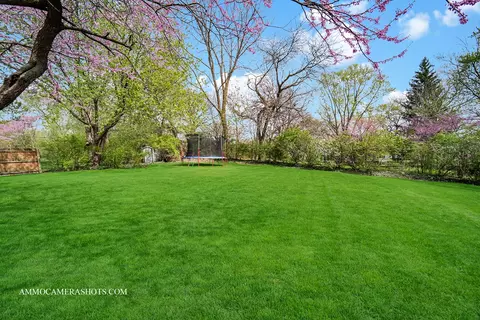 Exterior - 2209 Blacksmith Dr, Wheaton, IL 60189 photo 6 of 11