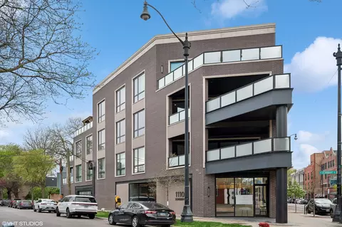 1110 W Schubert Ave #302, Chicago, IL 60614