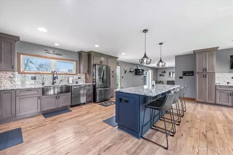 Kitchen - 18570 Stevens Rd, Marengo, IL 60152 photo 2 of 5