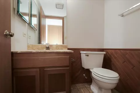 4400 Capstan Dr, Hoffman Estates, IL 60192 photo 12