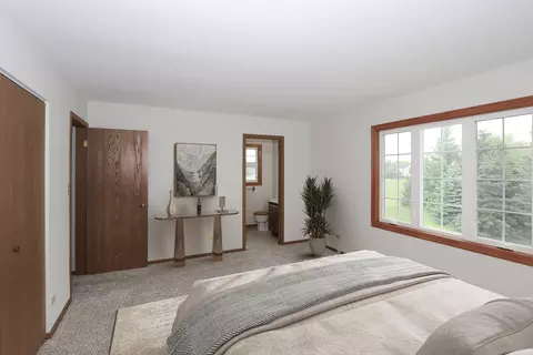 4400 Capstan Dr, Hoffman Estates, IL 60192 photo 15