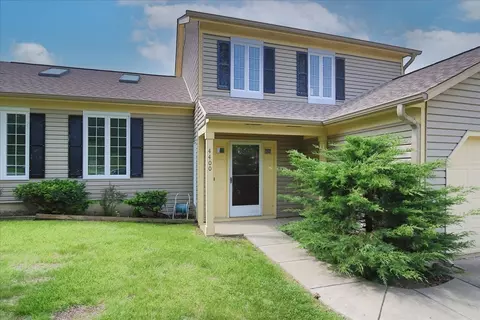 4400 Capstan Dr, Hoffman Estates, IL 60192 photo 23