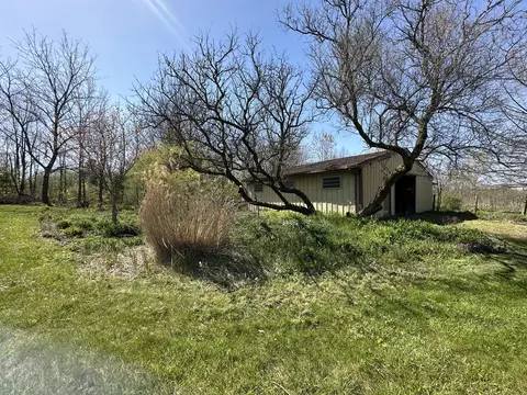 Exterior - 7113 W Bruns Rd, Monee, IL 60449 photo 16 of 21