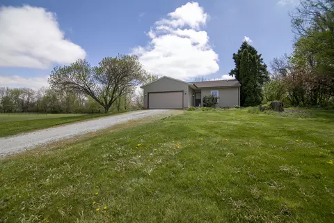 Exterior - 7113 W Bruns Rd, Monee, IL 60449 photo 2 of 21