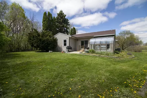 Exterior - 7113 W Bruns Rd, Monee, IL 60449 photo 5 of 21
