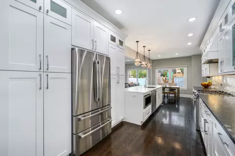 808 Rolling Pass, Glenview, IL 60025 photo 8