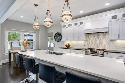 808 Rolling Pass, Glenview, IL 60025 photo 9