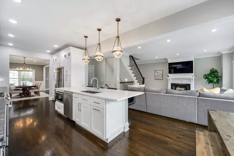 808 Rolling Pass, Glenview, IL 60025 photo 6