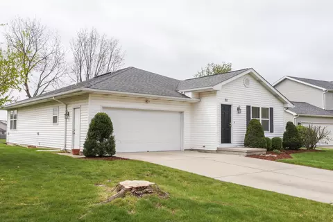 711 Phaeton Pl, Normal, IL 61761