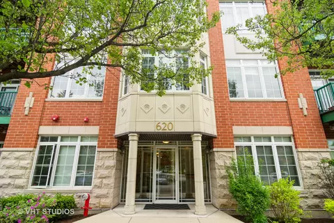 620 Mchenry Rd #201, Wheeling, IL 60090