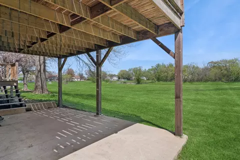 144 E Mcclellan Ct, Bartlett, IL 60103 photo 3
