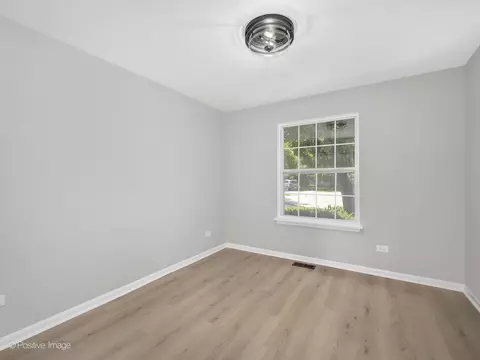 Other - 1106 Yorkshire Ct #B, Elgin, IL 60120 photo 5 of 6