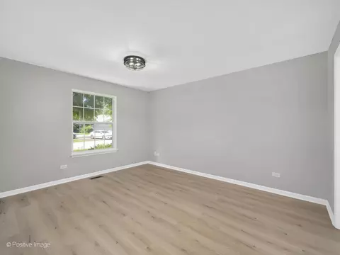 Other - 1106 Yorkshire Ct #B, Elgin, IL 60120 photo 3 of 6