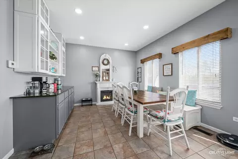 Dining - 716 Eberly Ct, Plano, IL 60545 photo 1 of 1