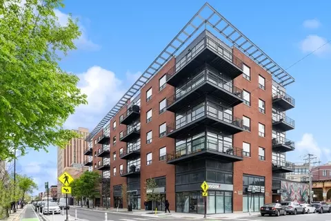 2045 W Concord Pl #405, Chicago, IL 60647