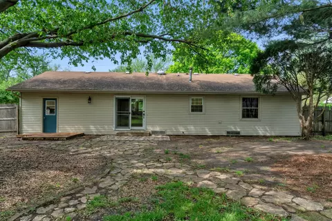 Exterior - 541 W 3rd St, Braidwood, IL 60408 photo 3 of 8