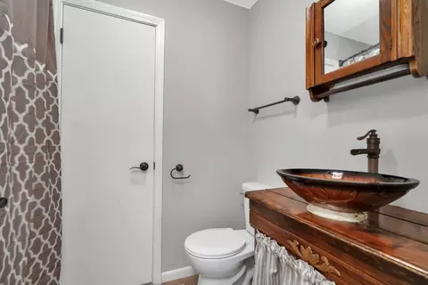 Bath - 541 W 3rd St, Braidwood, IL 60408 photo 1 of 1