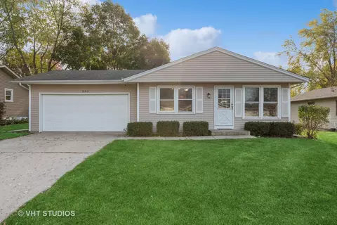 395 Purdue Ln, Elgin, IL 60123