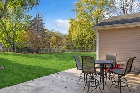 395 Purdue Ln, Elgin, IL 60123 photo 15