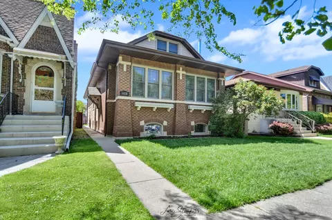 6018 N Monitor Ave, Chicago, IL 60646