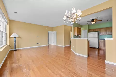 2462 Rolling Ridge Ln, Elgin, IL 60124 photo 6