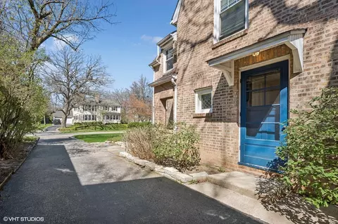 Exterior - 440 Drexel Ave, Glencoe, IL 60022 photo 8 of 8