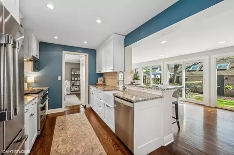 Kitchen - 440 Drexel Ave, Glencoe, IL 60022 photo 1 of 4