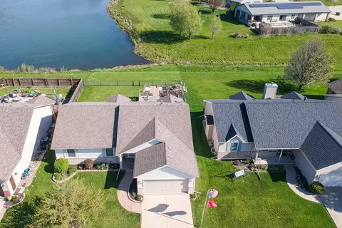 Exterior - 1912 Saltonstall Dr, Normal, IL 61761 photo 2 of 7