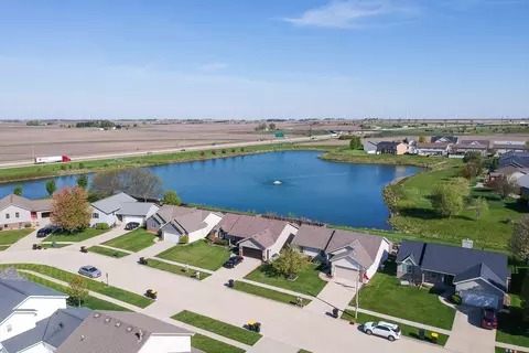 View/Area - 1912 Saltonstall Dr, Normal, IL 61761 photo 2 of 6