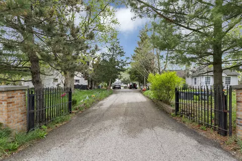 Exterior - 18912 River Rd, Marengo, IL 60152 photo 3 of 19