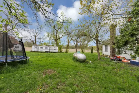 Exterior - 18912 River Rd, Marengo, IL 60152 photo 19 of 19