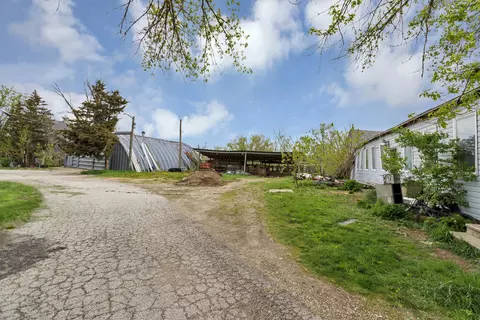 Exterior - 18912 River Rd, Marengo, IL 60152 photo 16 of 19