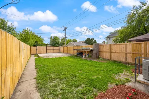 Exterior - 15 E 99th Pl, Chicago, IL 60628 photo 4 of 6