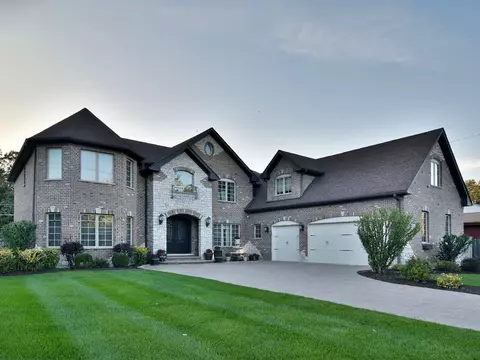 234 S Central Ave, Wood Dale, IL 60191