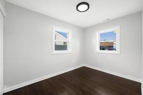 8620 44th Pl, Lyons, IL 60534 photo 5