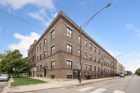 1131 E 61st St #3, Chicago, IL 60637