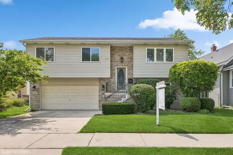 1540 Orchard St, Des Plaines, IL 60018