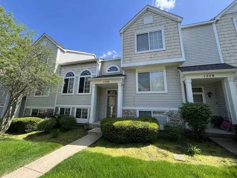 1780 Middlebury Dr #1780, Aurora, IL 60503