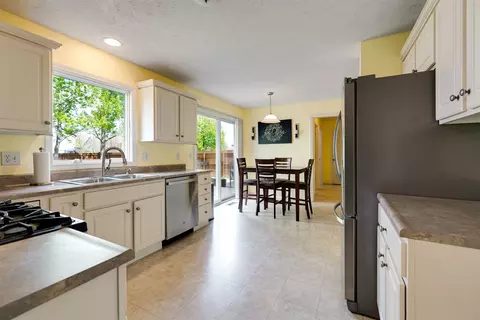 Kitchen - 1820 Saltonstall Dr, Normal, IL 61761 photo 3 of 4