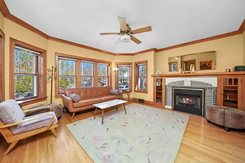 Living - 6442 27th St, Berwyn, IL 60402 photo 1 of 3